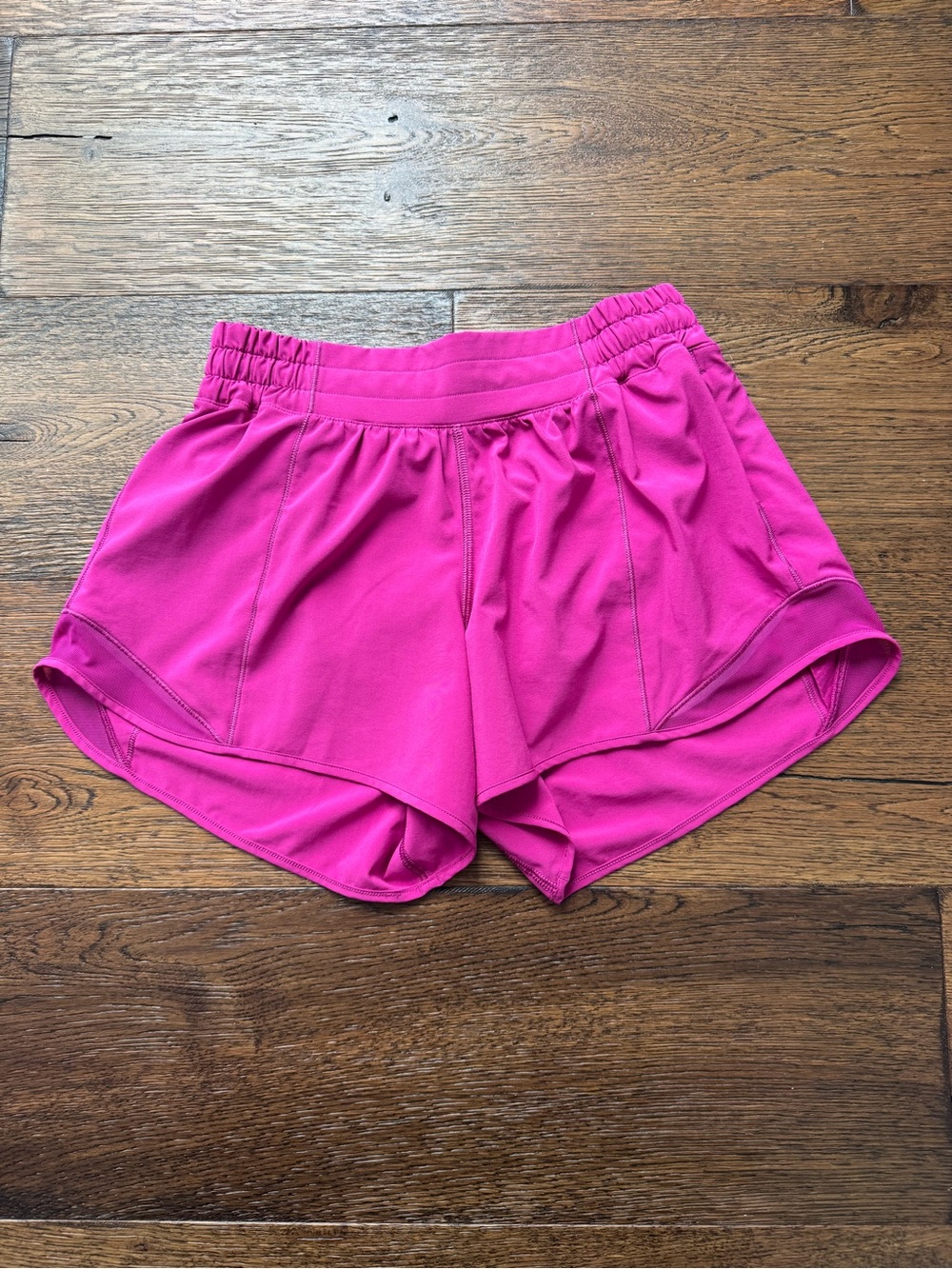 lululemon Hotty Hot Lined Short 4"